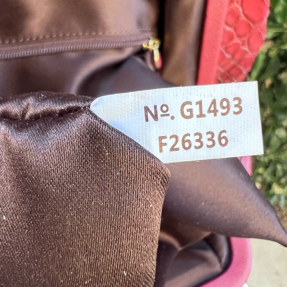 Coach LIMITED EDITION Croc Embossed Leather Satchel – Red – Style F26336 - Picture 9 of 11